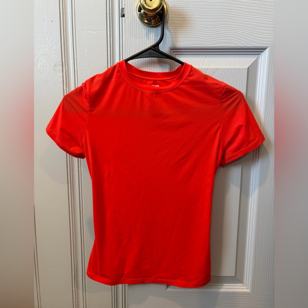 SKIMS fits everybody t shirt Vibrant Red Short Sleeve Tee